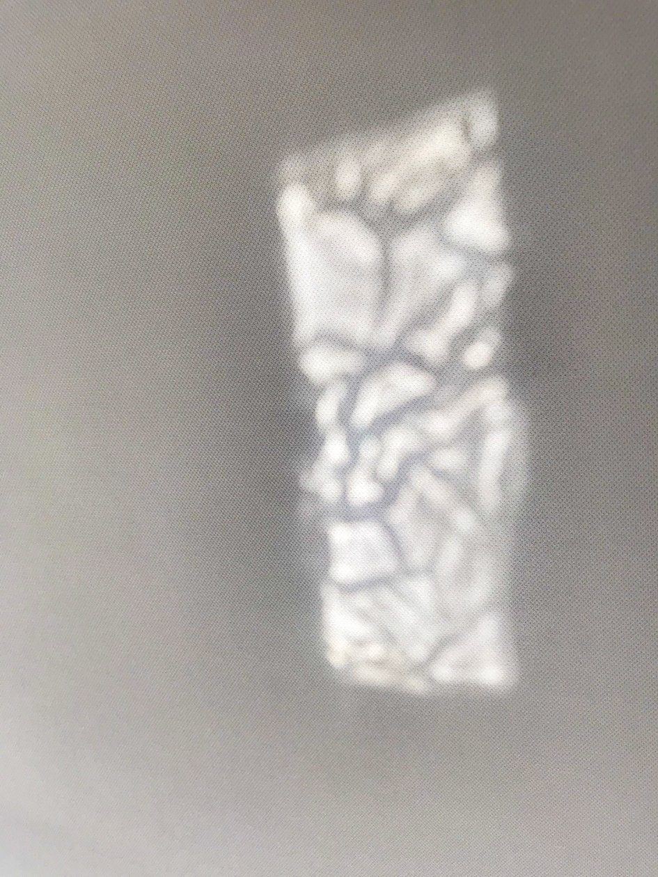 Komposition - Reflektioner, 2019 (foto) av Cécile Jamet