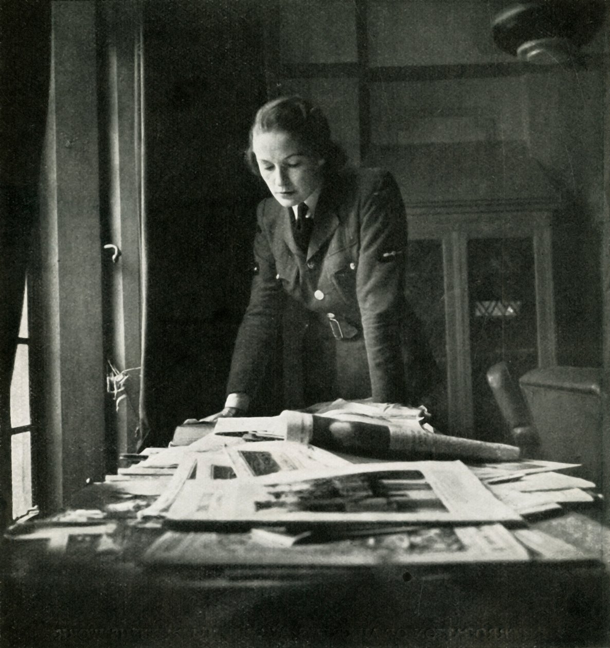 I läsesalen, c1943. av Cecil Beaton