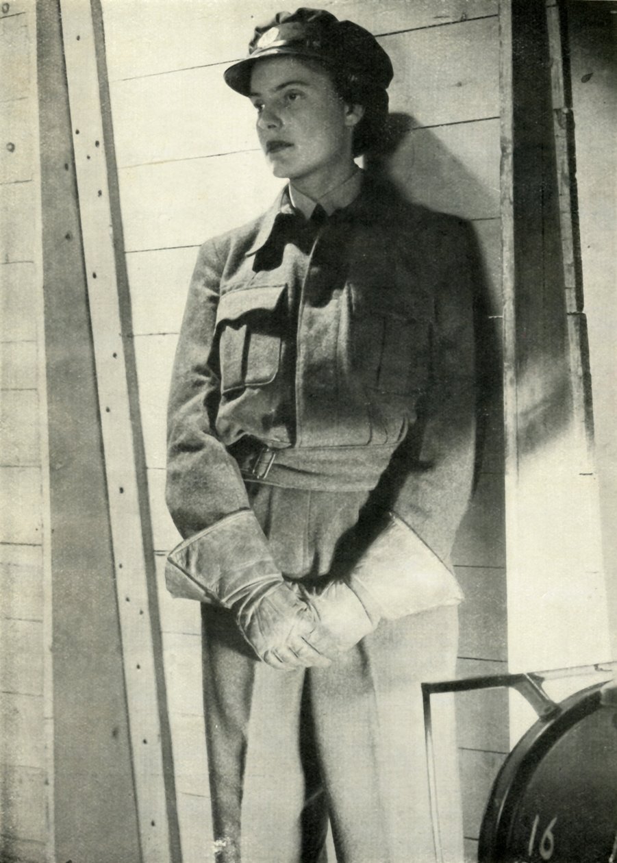 M.T. Förare, c1943. av Cecil Beaton
