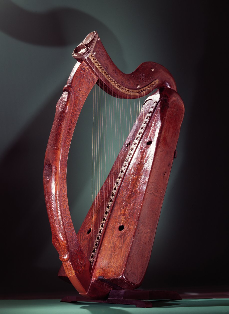 Harpa (trä med mässing och silver) av Celtic