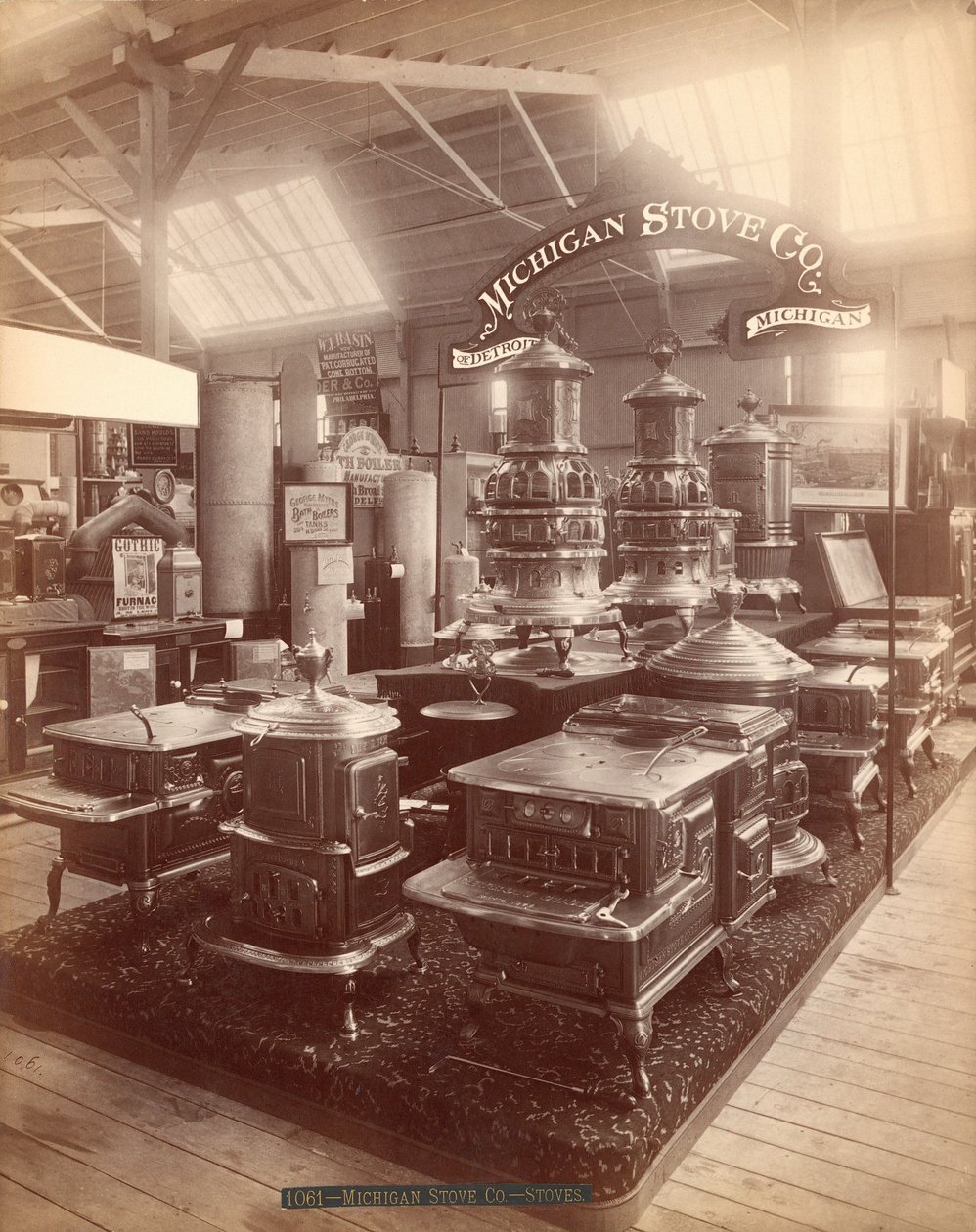 Michigan Stove Co.s utställning, Centennial Exhibition, Philadelphia av Centennial Photographic Co.
