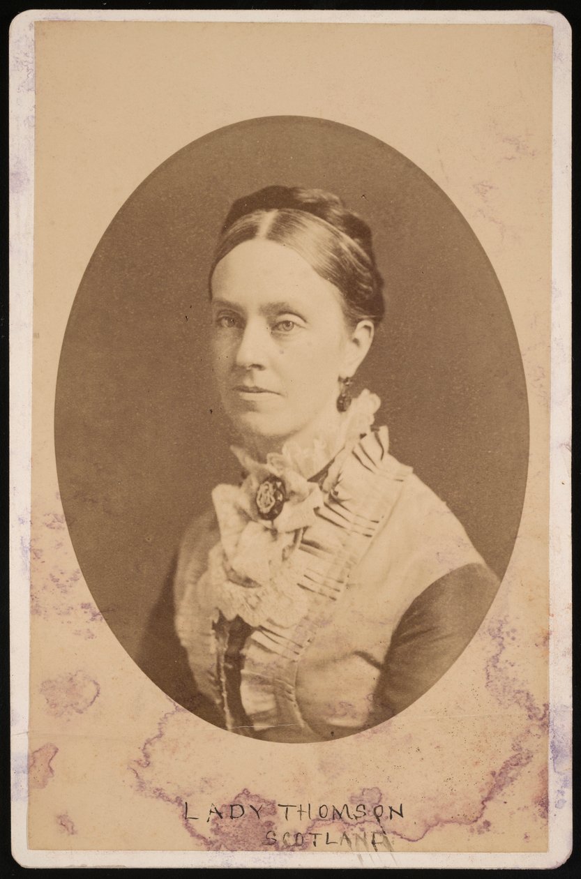 Porträtt av Lady Frances Anna Blandy Thomson, friherrinnan Kelvin 1837-1916, 1876. av Centennial Photographic Company