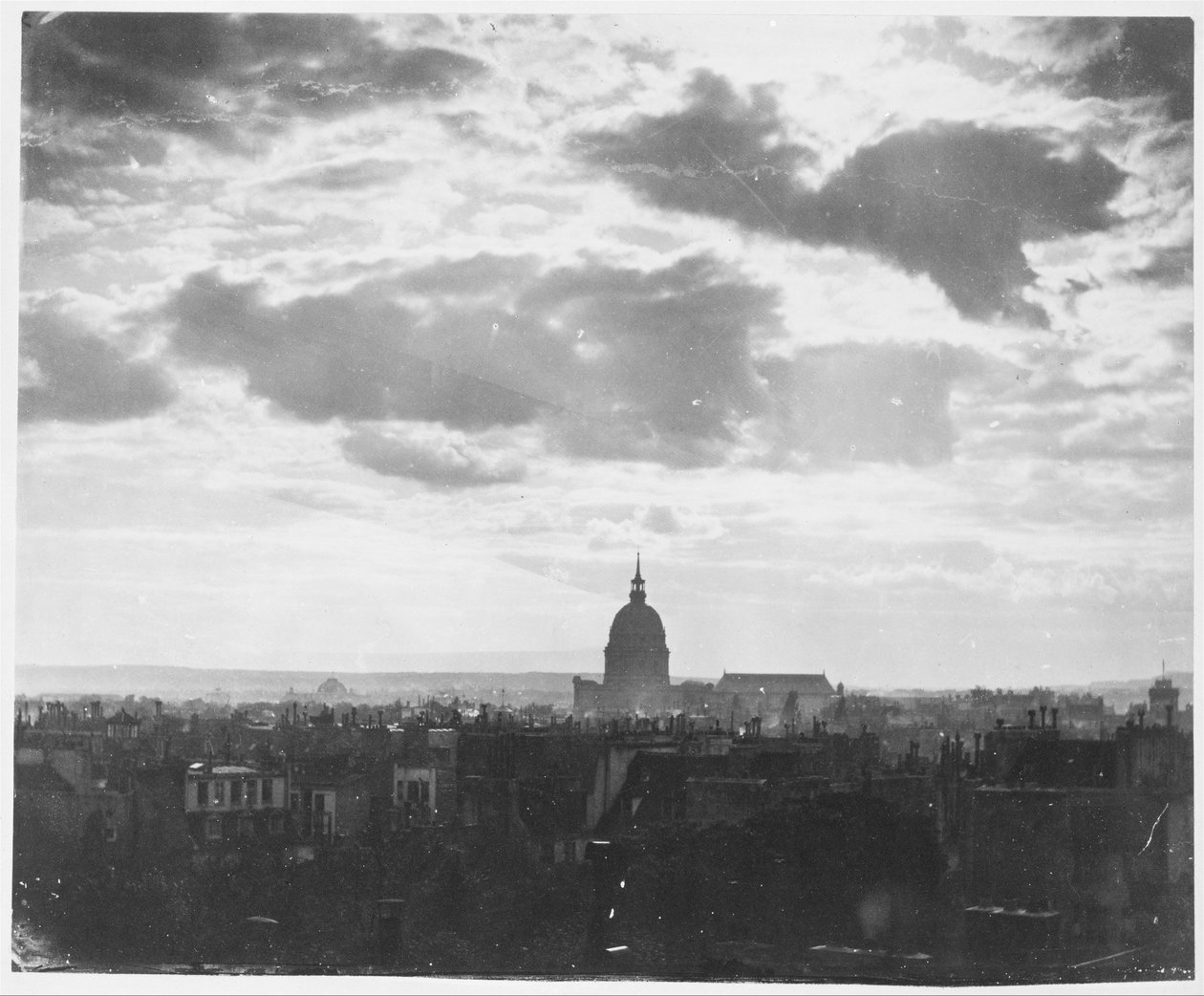 Molnstudie över Paris av Charles Marville