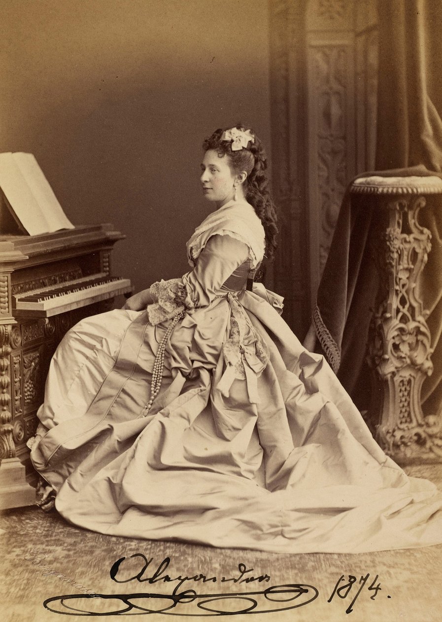 Porträtt av storhertiginnan Alexandra Iosifovna av Saxe-Altenburg (1830-1911) av Charles Bergamasco