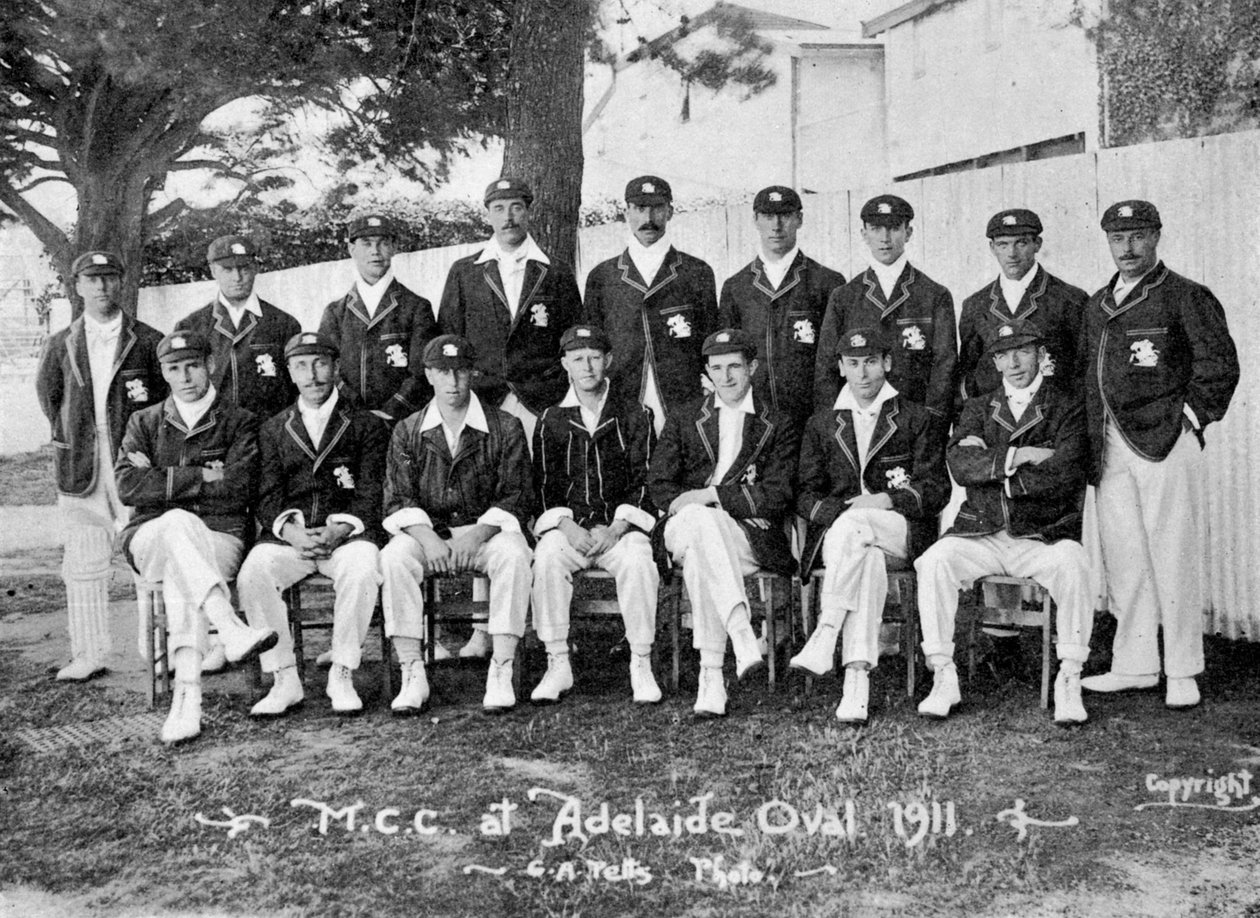 Det engelska cricketlaget på turné i Australien 1911-1912. av Charles Alfred Petts