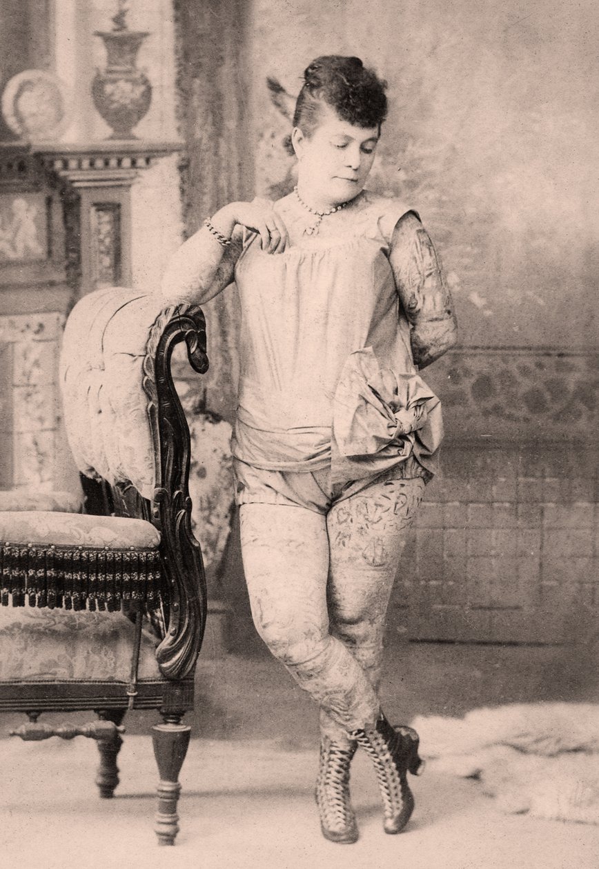 Porträtt av Nora Hilderbrandt den tatuerade kvinnan, ca 1896 av Charles Eisenmann