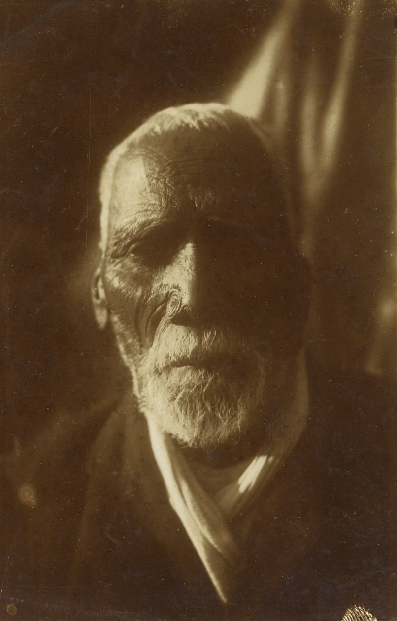 Porträtt, ca 1910 (silvergelatintryck) av Charles Frederick Goldie