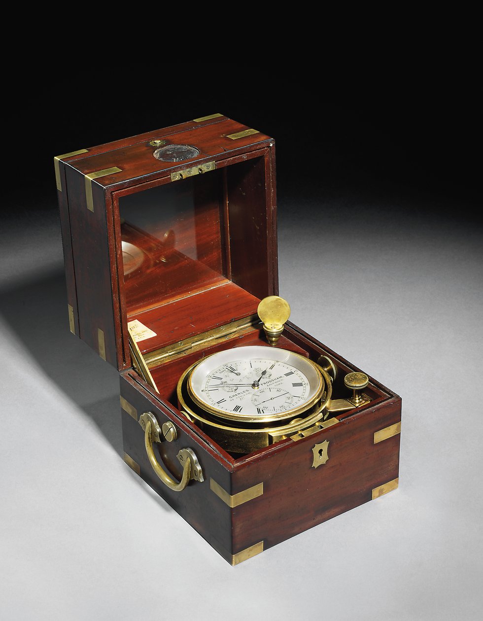 En viktoriansk tvådagars marin kronometer med Hartnup balans, c.1870 (monterad i mahogny och mässing) av Charles Frodsham