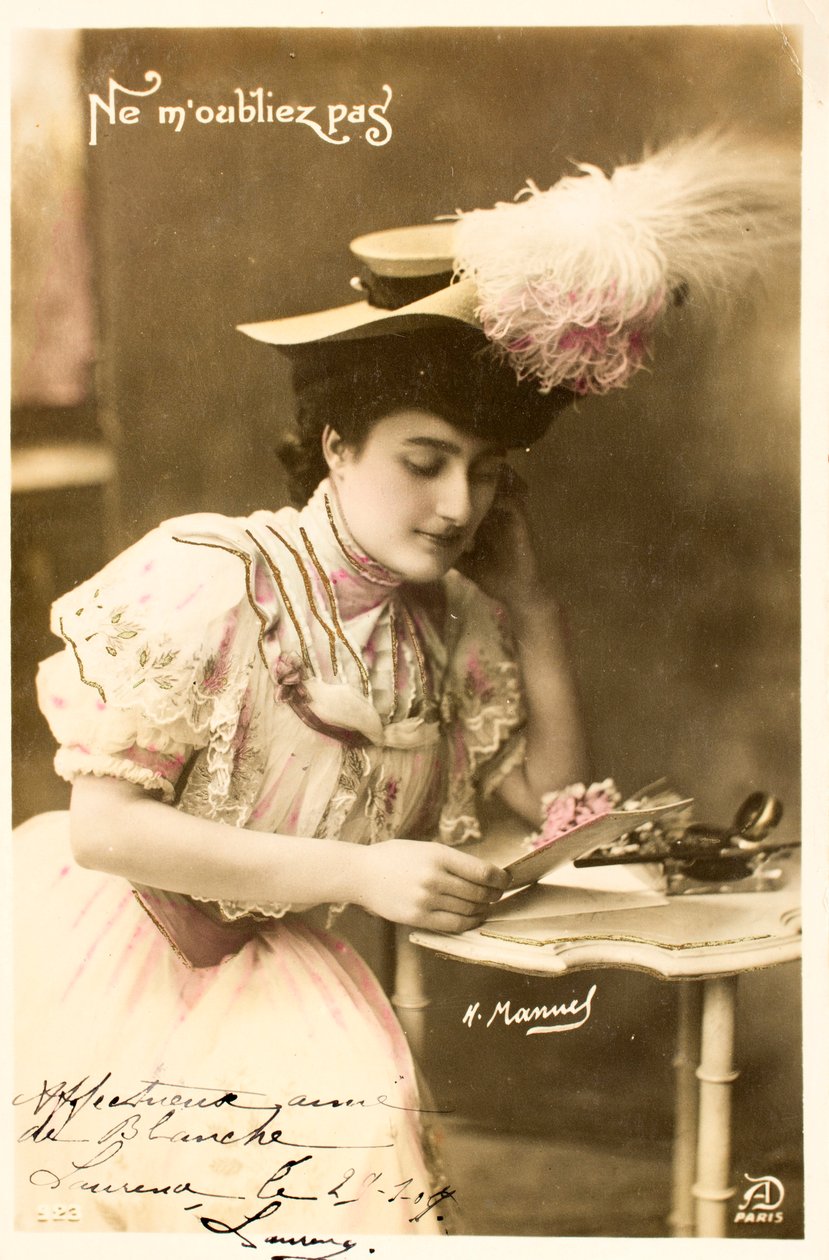 Gammalt vykort/Glöm mig inte/Woman of the Belle Epoque av Augustus Kollner