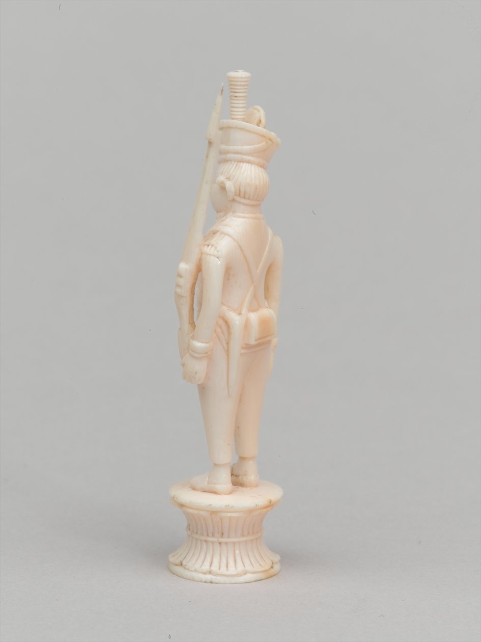 Vit bonde, schackpjäs, Indien, 1820 ca av Charles Leandre