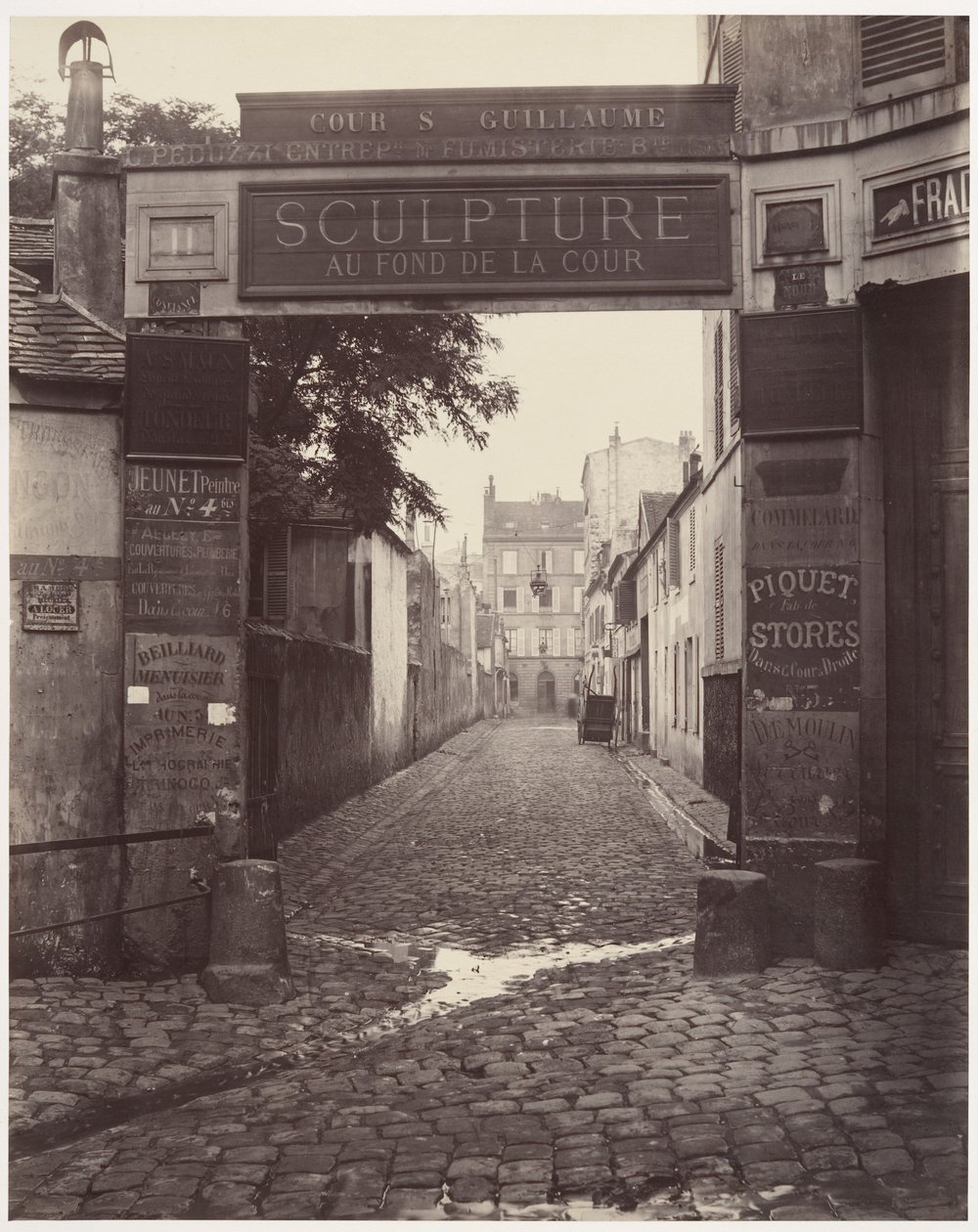 Gården Saint-Guillaume av Charles Marville