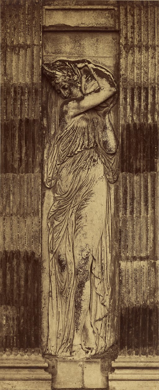 [ Detalj av Nymferna av Jean Goujon] / [Nymf, De oskyldigas fontän, Paris] av Charles Marville
