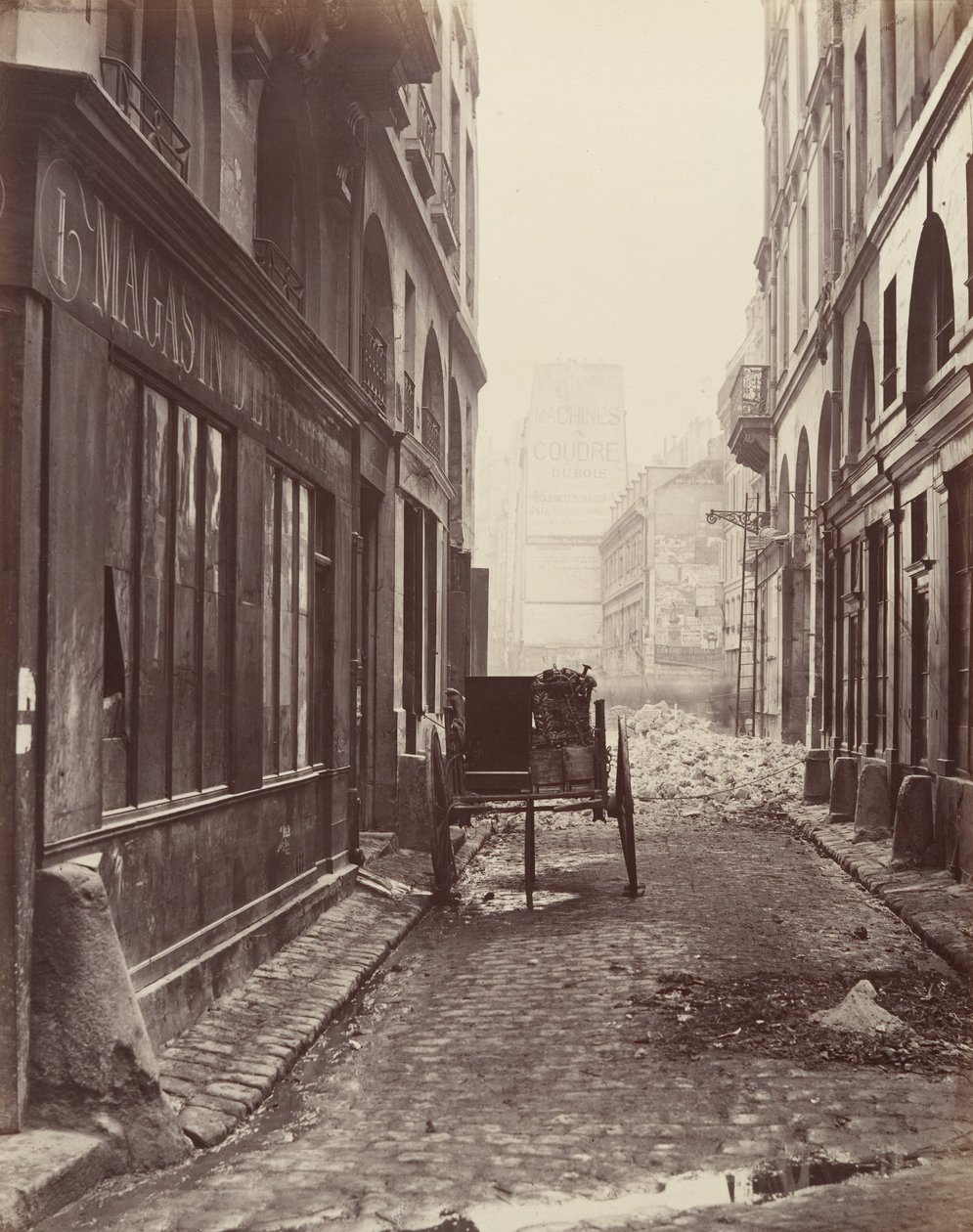 Rue Estienne, från Rue Boucher, 1862-65. av Charles Marville