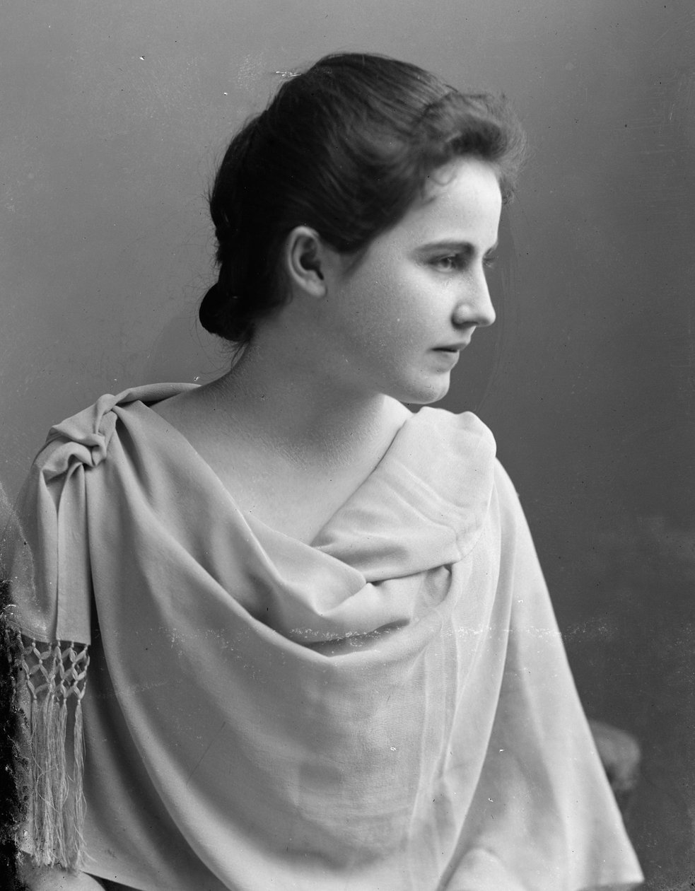 Edith Bolling, ca 1890 av Charles Milton Bell