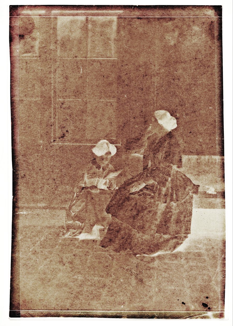Kvinnor på en innergård av Charles Nègre