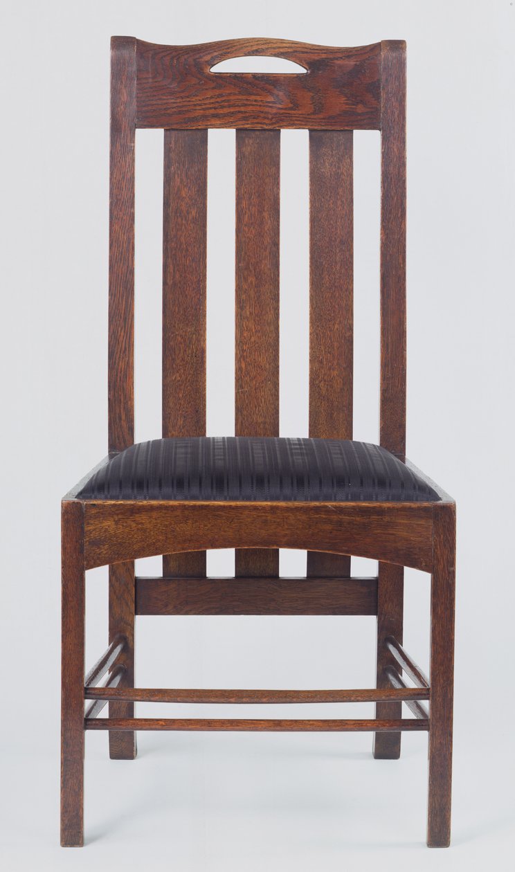 Sidostol, en i ett par, gjord för Miss Cranstons Argyle Street Tearooms, Glasgow, 1896 (ek) av Charles Rennie Mackintosh