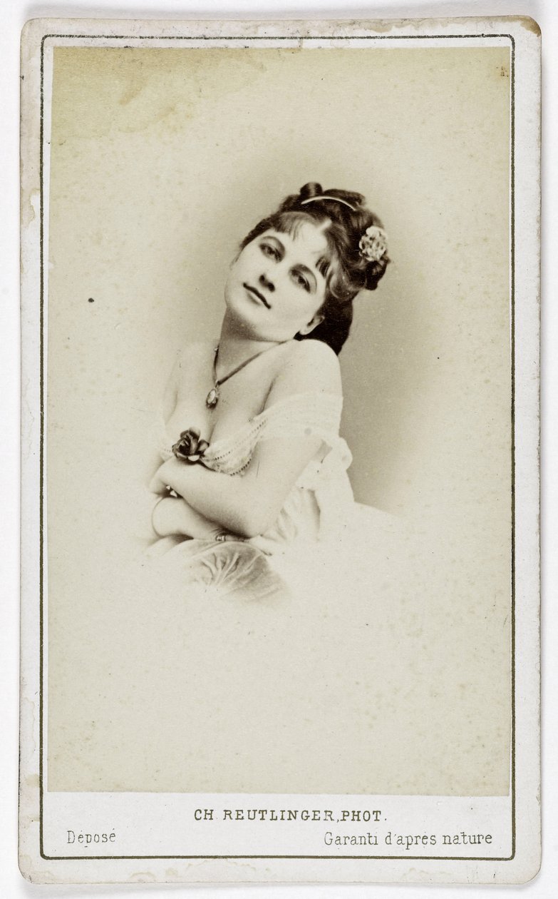 Porträtt av skådespelerskan Henriette Victoire Drouard (1851-1923). av Charles Reutlinger