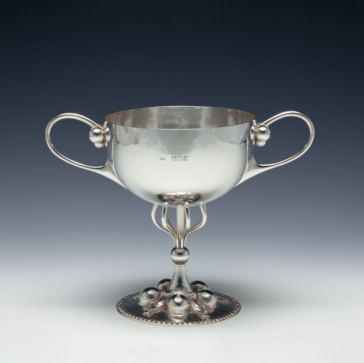 Sporting Cup eller Socker Basin, ca 1893 (silver) av Charles Robert Ashbee