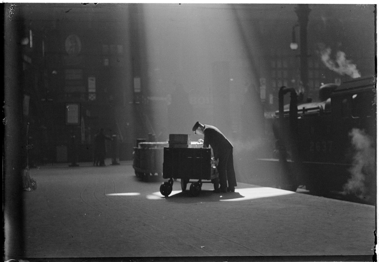 Liverpool Street Station, Liverpool Street, City of London, Greater London Authority, c1932. av Charles William Prickett