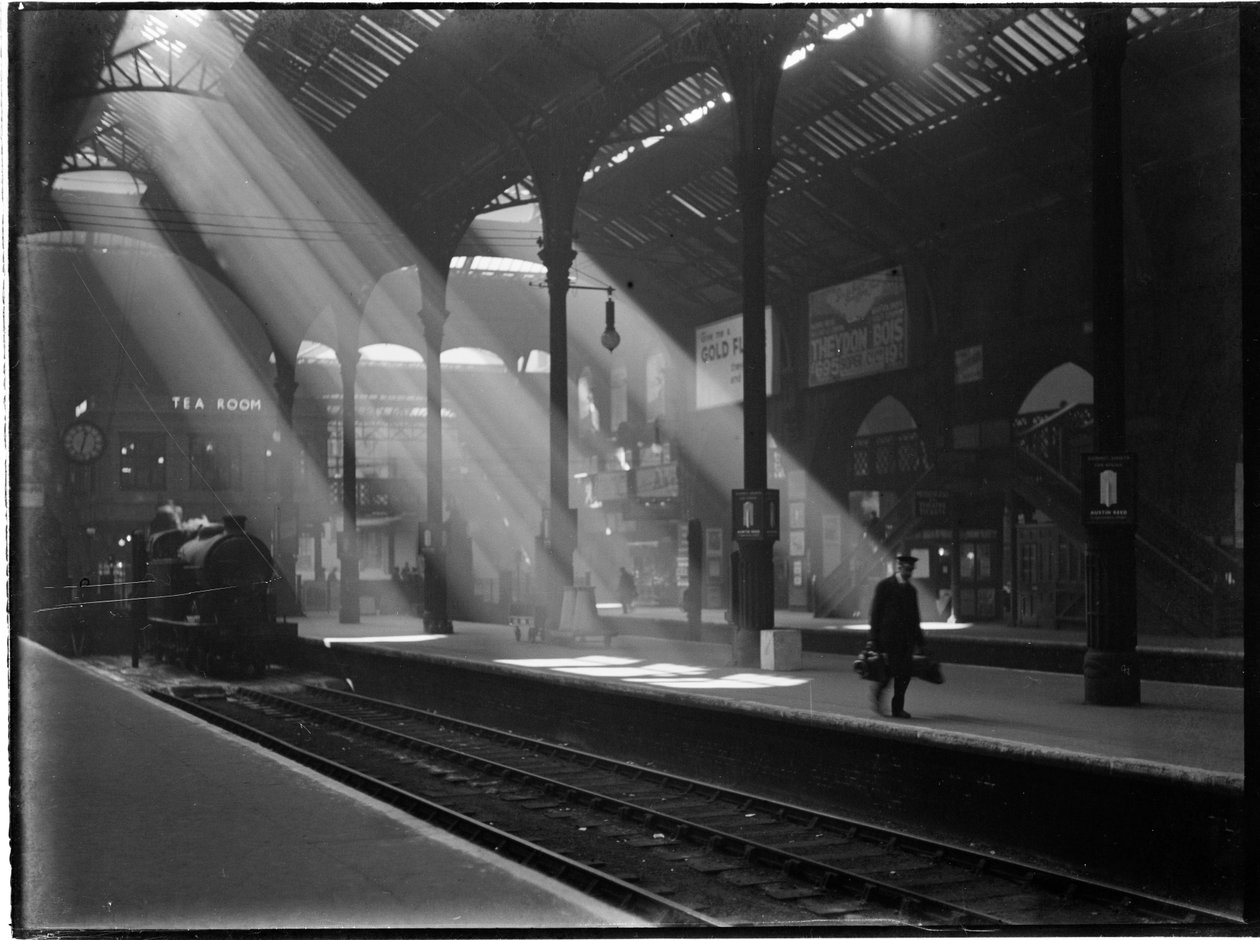 Liverpool Street Station, Liverpool Street, City of London, Greater London Authority, c1932. av Charles William Prickett