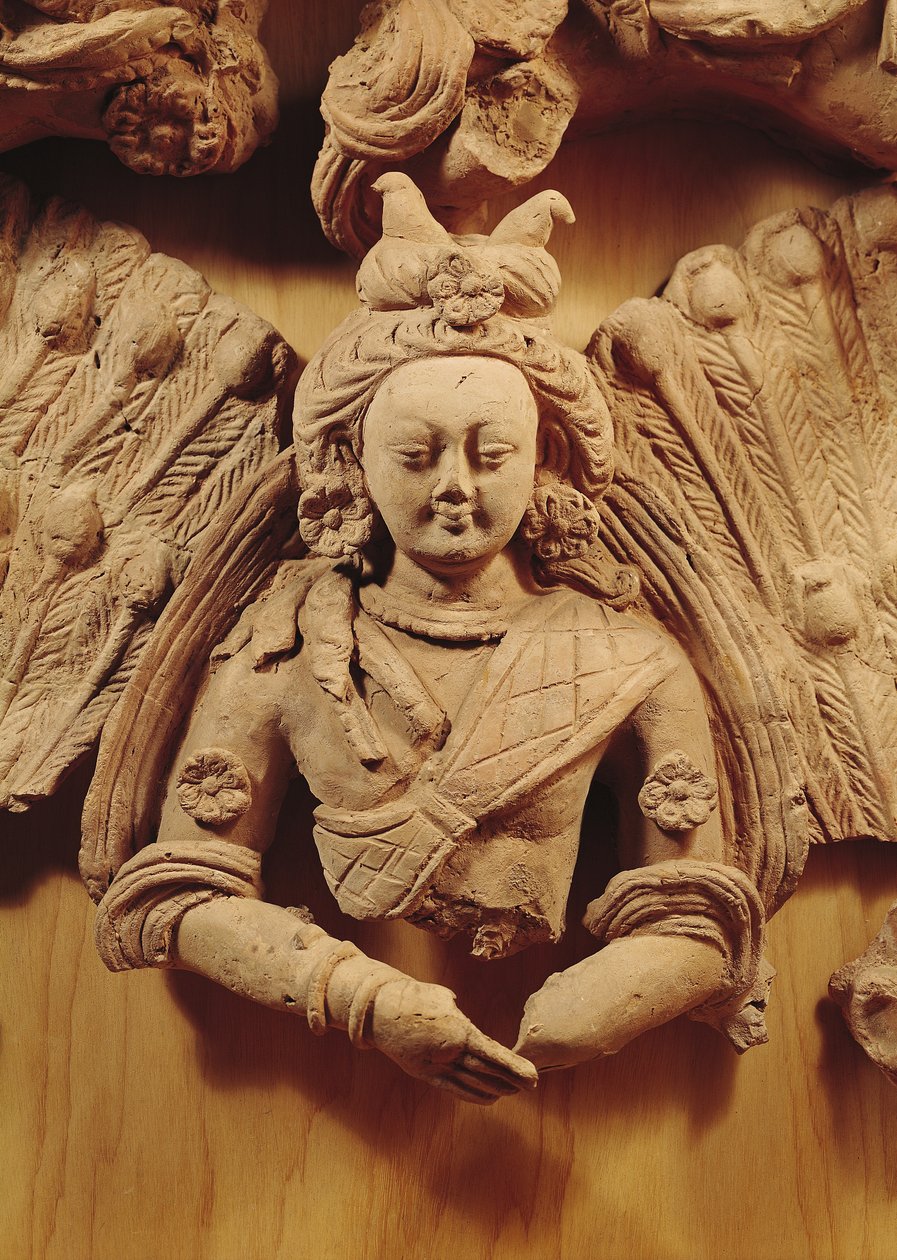 Buddha Sakyamuni, från Tumshuq (Xinjiang) 600-700-talet (terrakotta) av Chinese School
