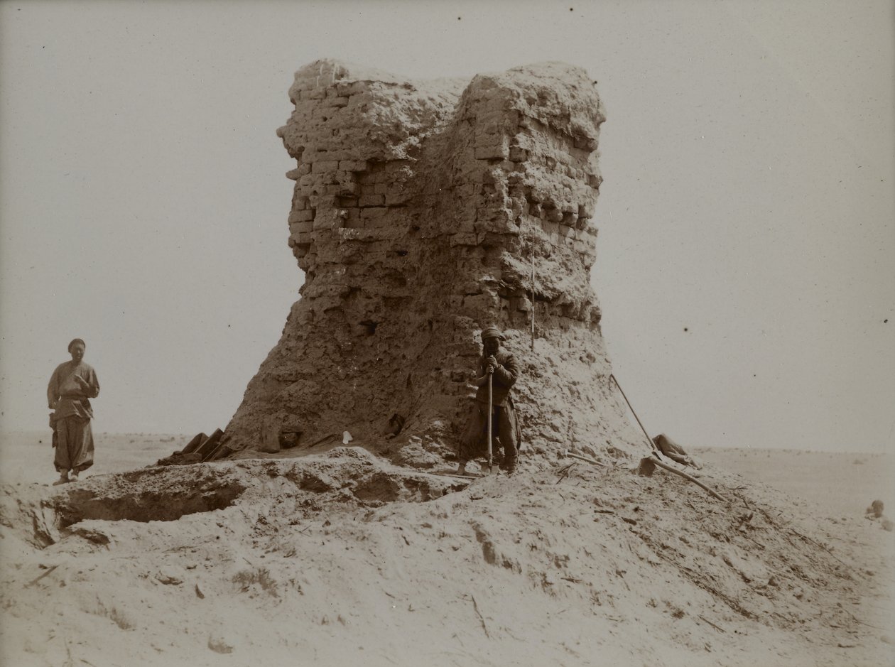 Plats där Sogdian-brevet, ett av de tidigaste bevarade Sogdianska pappersdokumenten (ca 313 CE), hittades, Dunhuang, Kina (s/v foto) av Chinese Photographer