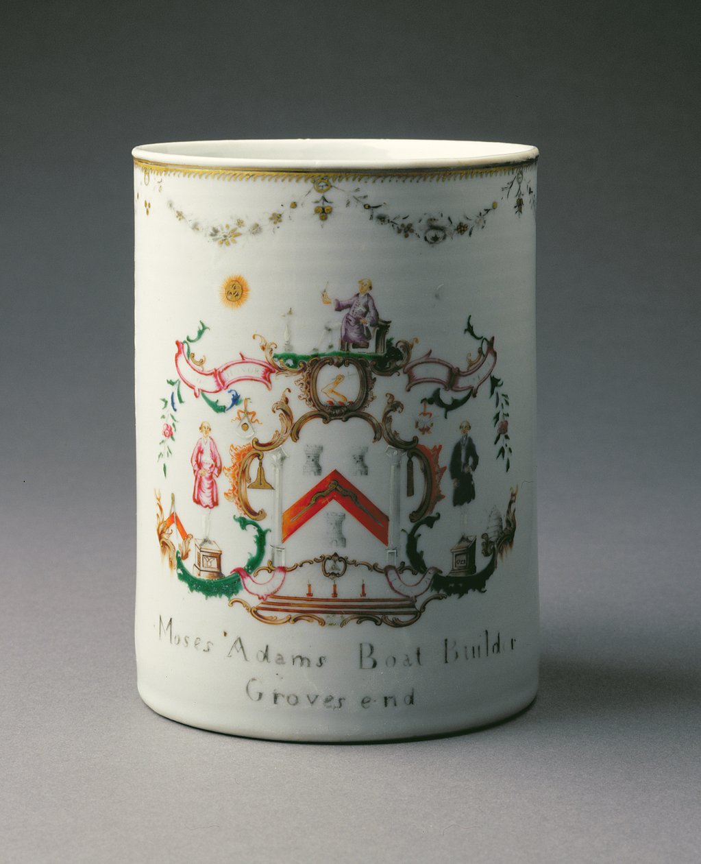 An Armorial Mug, Qianlong Period (1736-95) c.1775 (porslin) av Chinese School