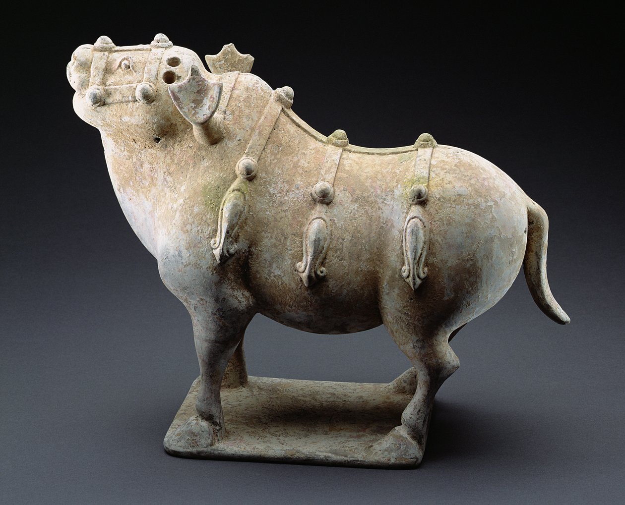 Tjur, krigande stater, 1027-220 f.Kr. (lergods) av Chinese School