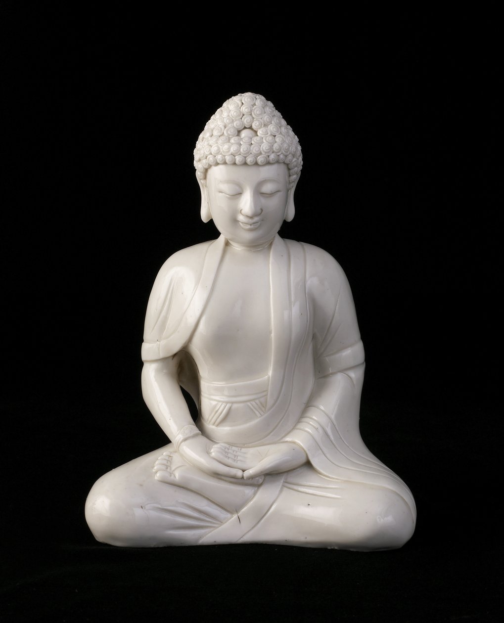 Sittande Buddha, Fujian-provinsen, Ming- eller Qing-dynastin (keramik) av Chinese School