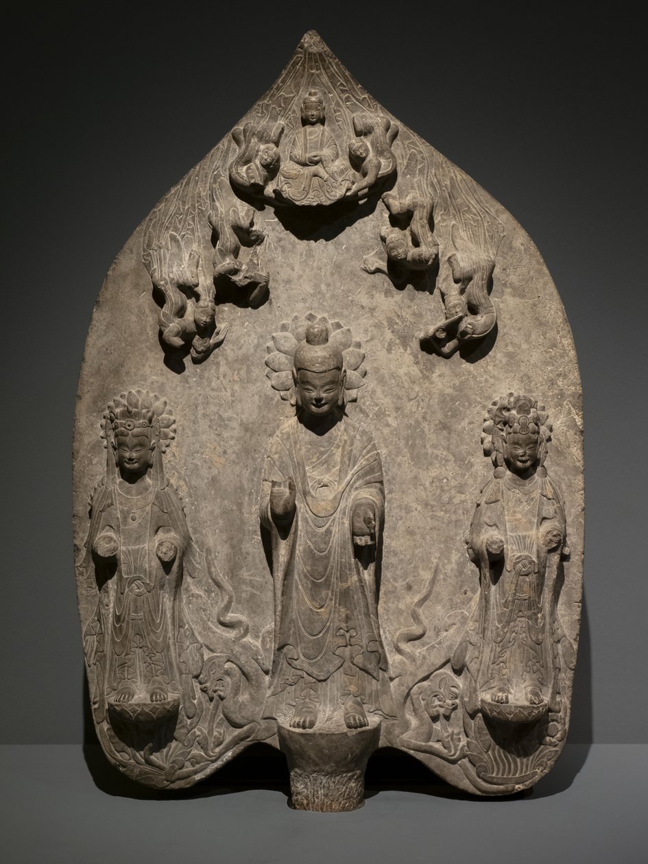 Stele votive med en buddhistisk triad. Norra Kina, östra Wei-dynastin av Chinese School