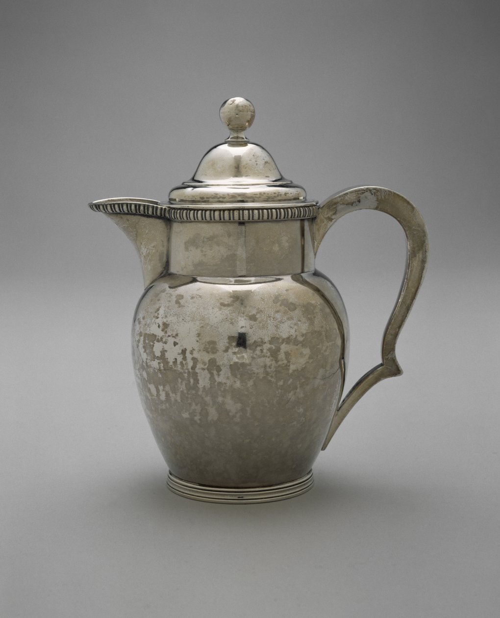 Täckt kanna, ca. 1809-1814 (silver) av Churchill and Treadwell