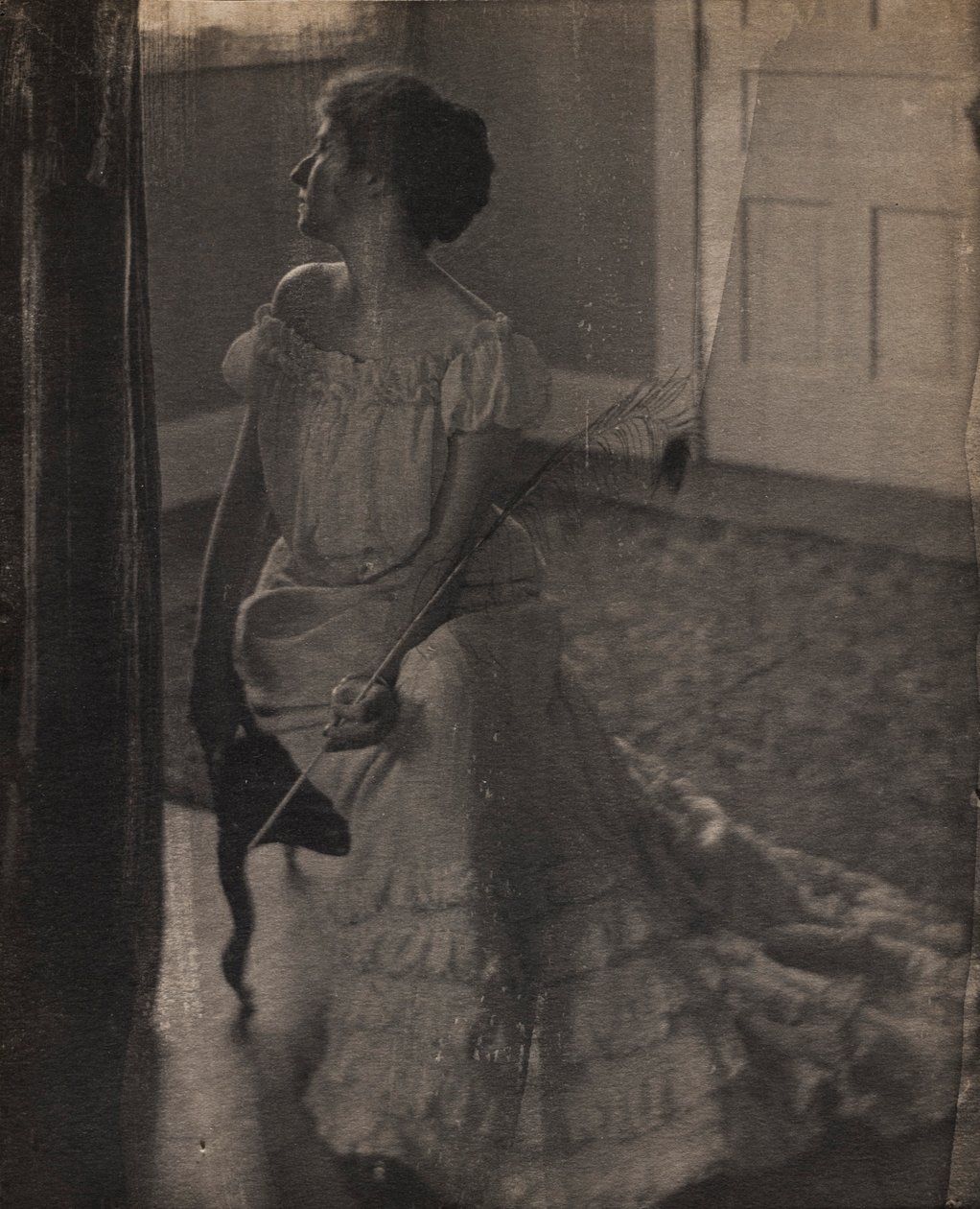 Påfågelfjädern, ca. 1902. av Clarence H. White