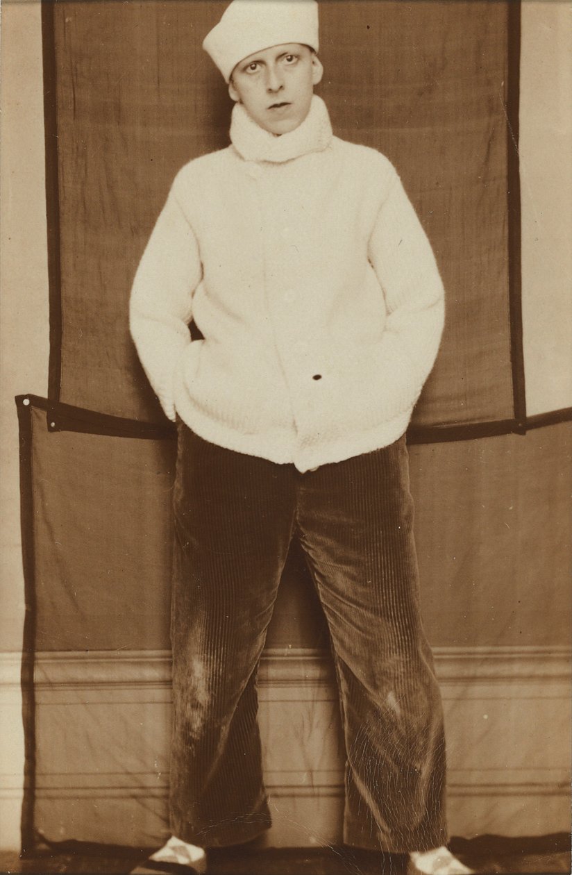 Självporträtt i seglarhatt av Claude Cahun