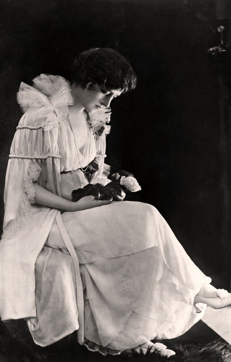 Phyllis Dare 1890-1975, engelsk skådespelerska, tidigt 1900-tal. av Claude Harris