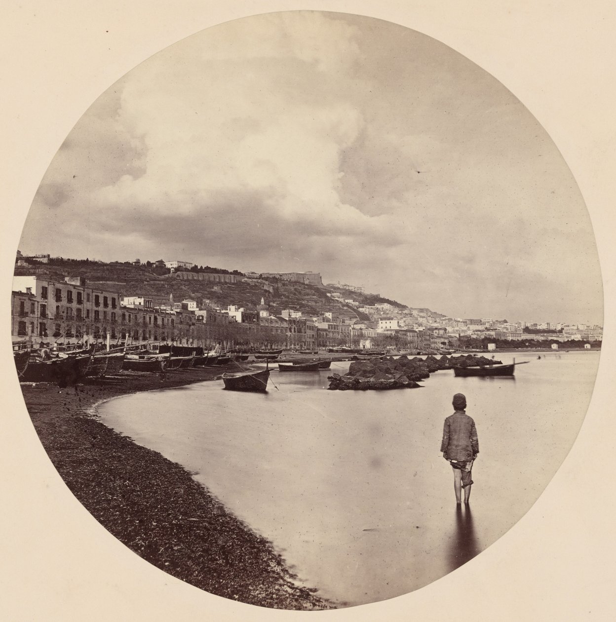Chiaia och S:t Elmo från Mergellina, Neapel,ca. 1863 (foto) av Colonel Stuart Wortley
