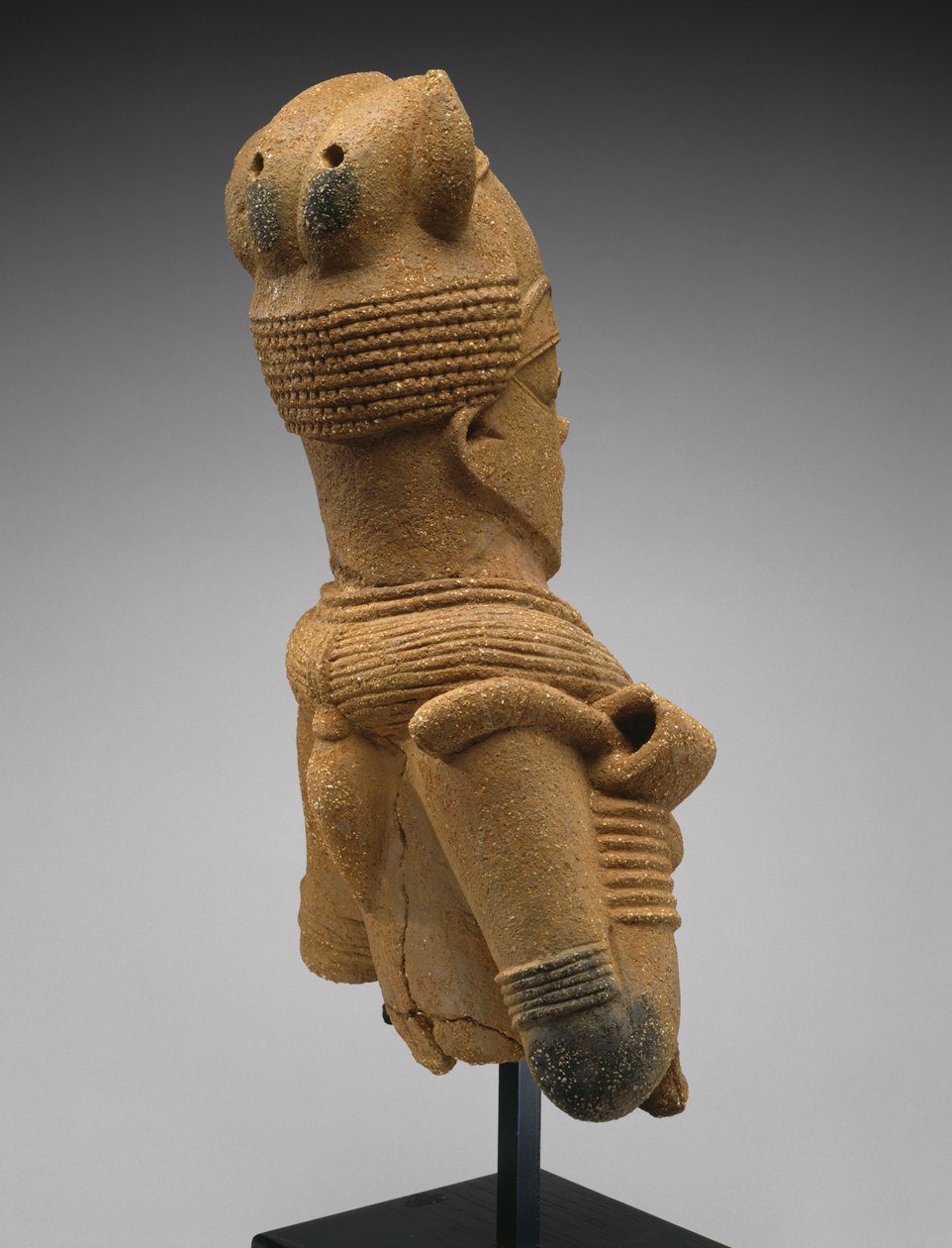 Huvud och överkropp av en kvinnlig figur, Jos Plateau-regionen, Nigeria, 500 BC-AD 200 (lergods) av Culture Nok