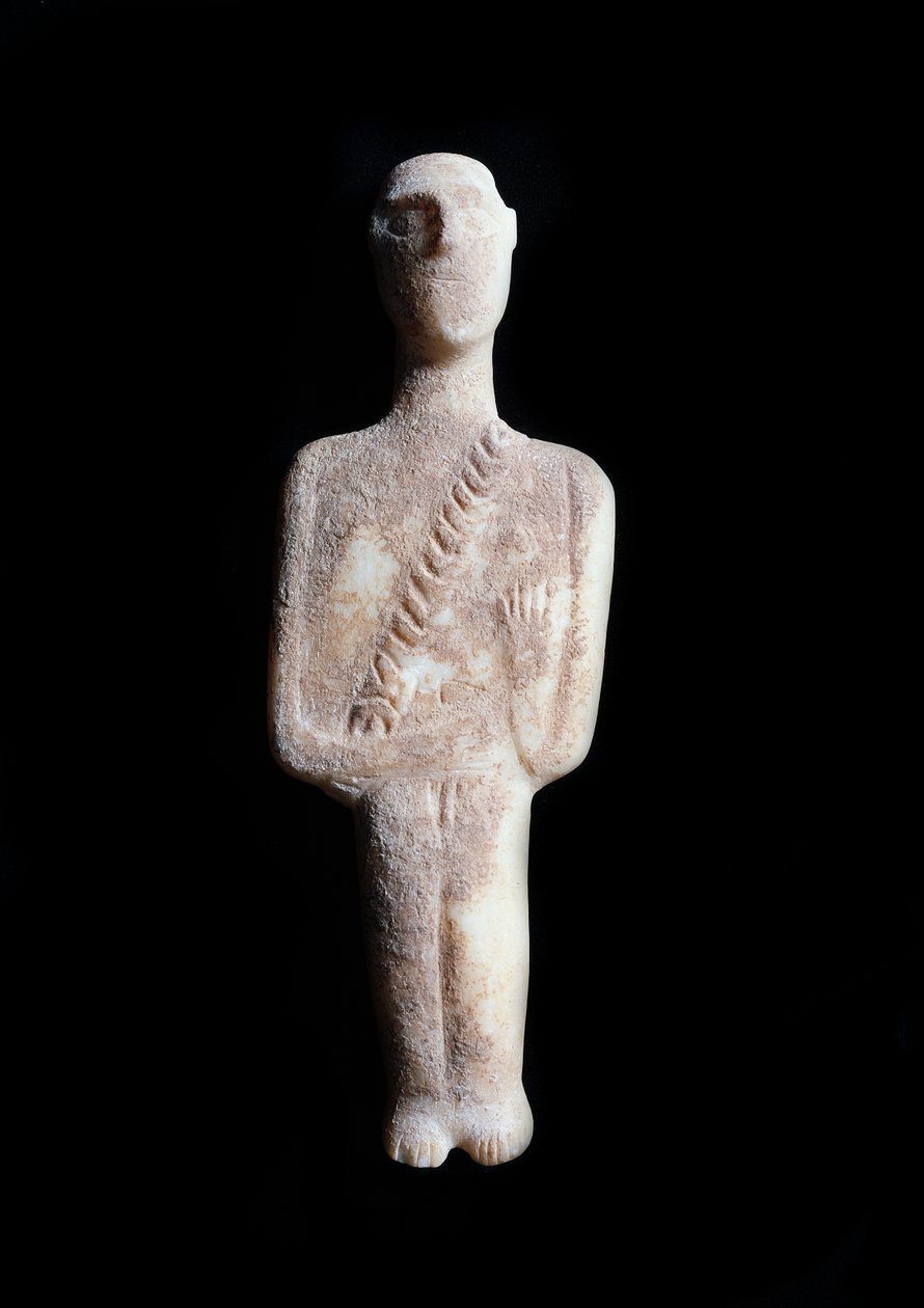 Manlig idol, schematisk statyett. Skulptur i vit marmor med ockra incrustationer, 3200-2000 f.Kr av Cycladic Cycladic