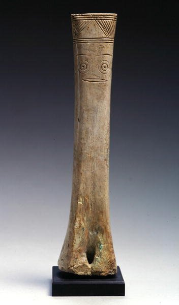Utskuren figur, tidig bronsålder, 2700-1900 f.Kr. (ben) av Cypriot Cypriot