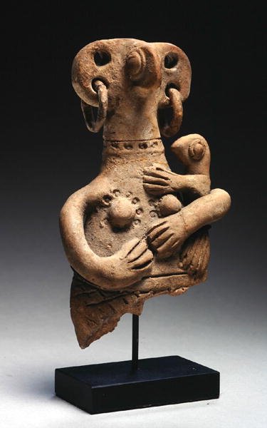 Figur som håller ett barn, sen bronsålder, ca 1300 f.Kr. (terrakotta) av Cypriot Cypriot