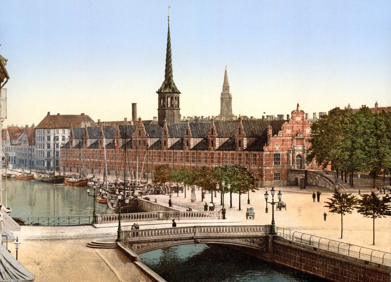 Den Gamla Börsen, Köpenhamn, 1890-1900 av Danish Photographer