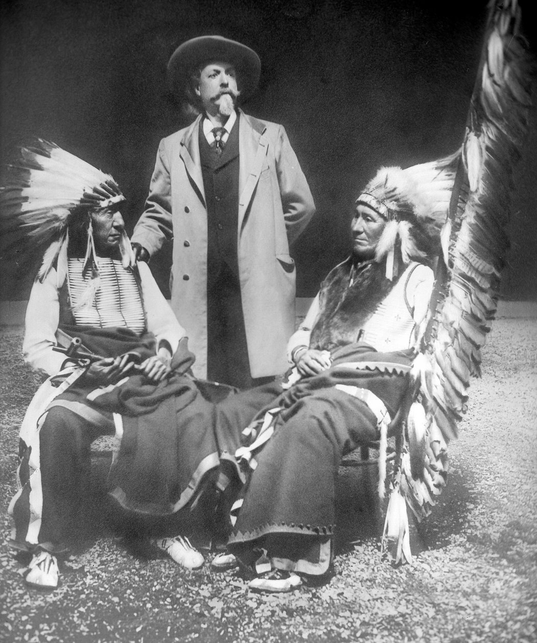 William F. Cody med Red Cloud och American Horse av David Frances Barry