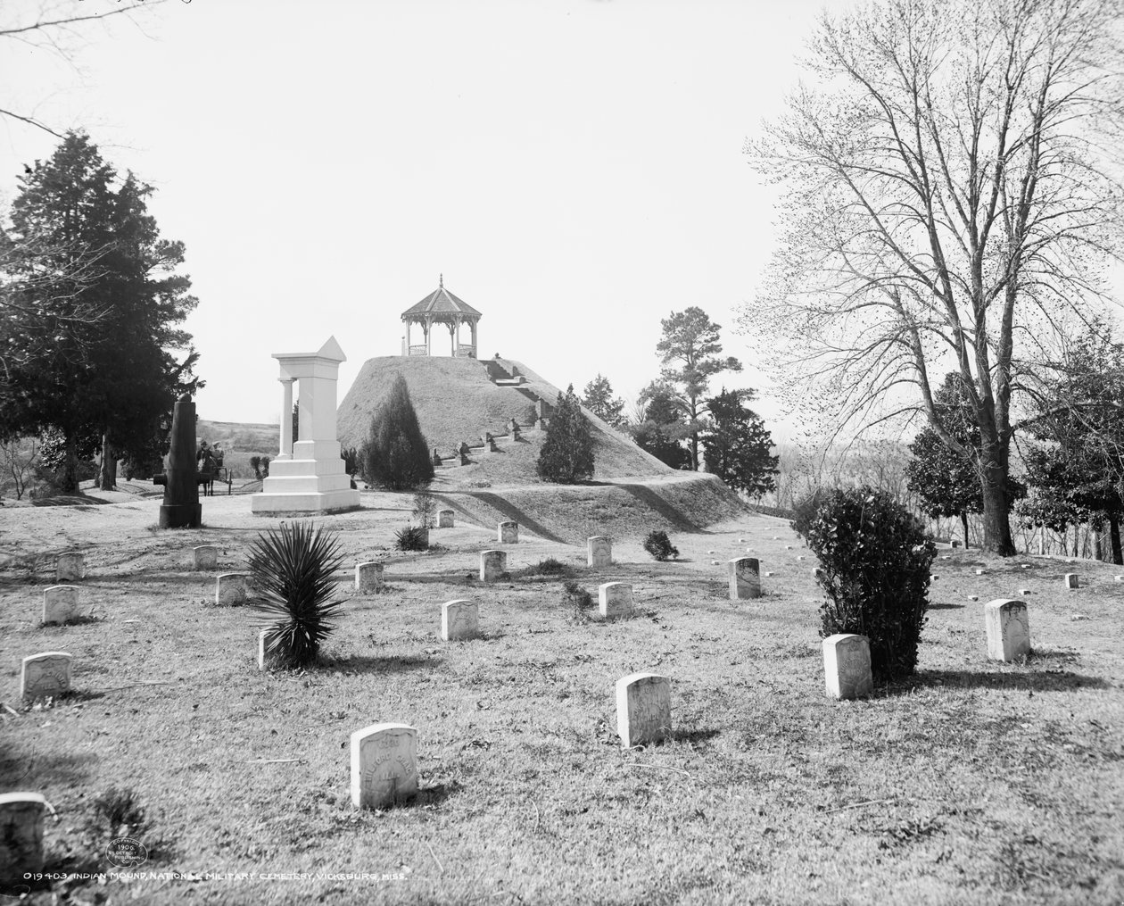 Indianhög, Nationella militärkyrkogården, Vicksburg, Mississippi, ca 1906 av Detroit Publishing Co.