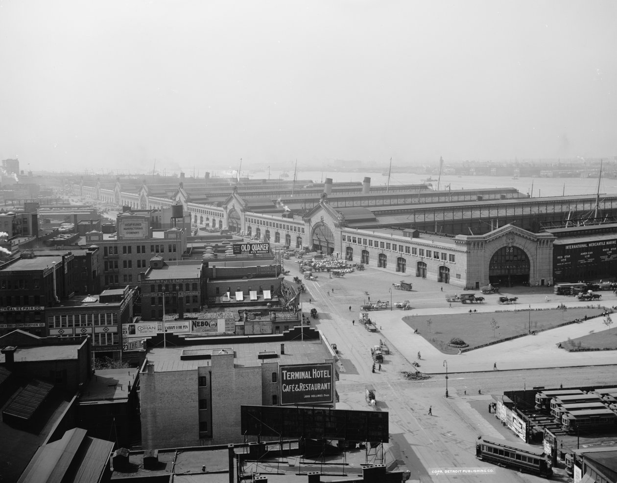 New Chelsea piers, New York, ca 1900-20 av Detroit Publishing Co.