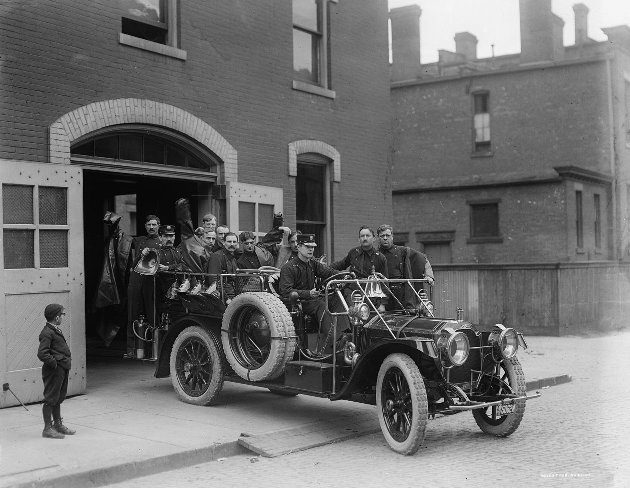 Packard brandkår, 1911 av Detroit Publishing Co.
