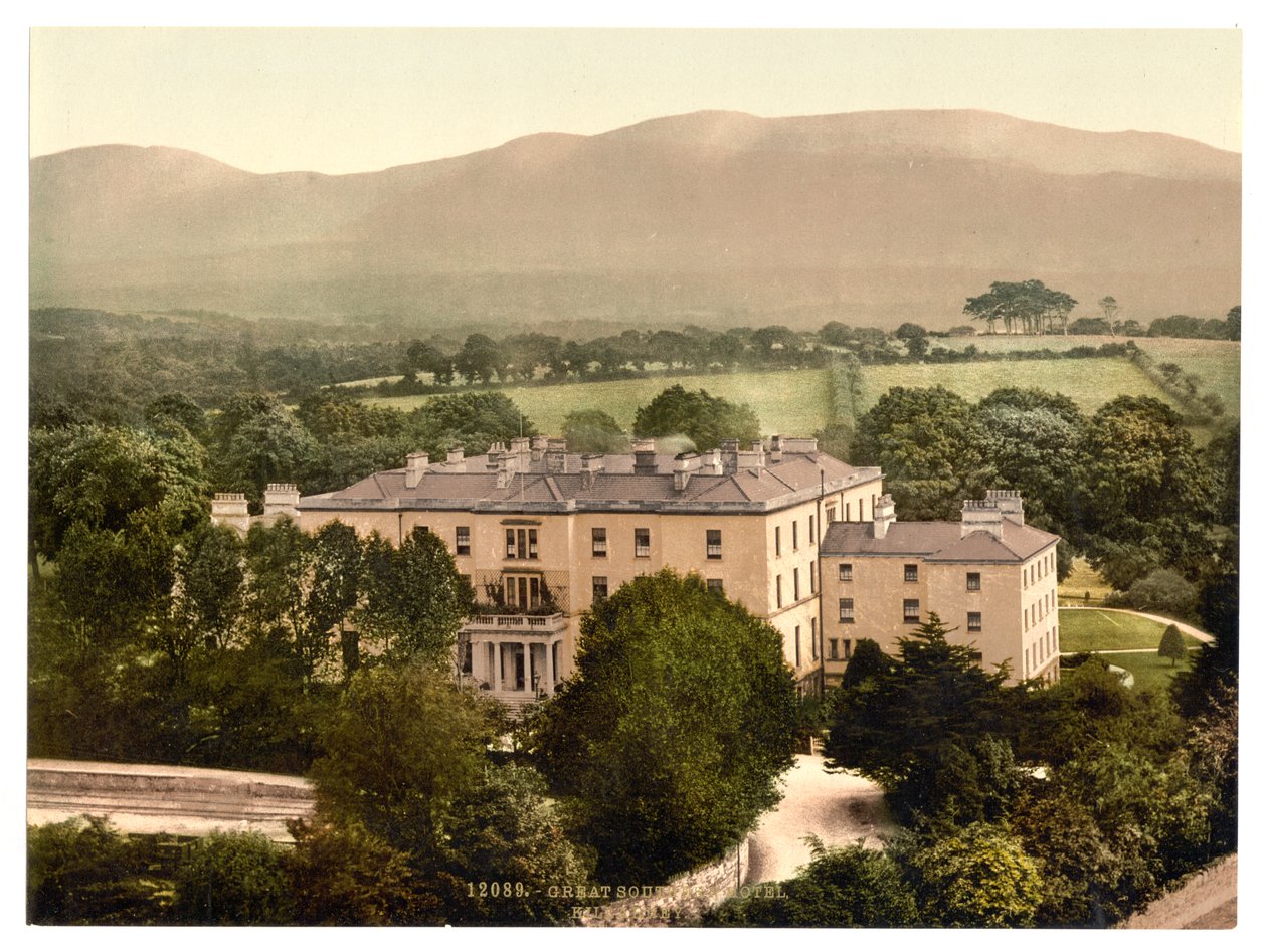 Great Southern Hotel, Killarney. County Kerry, Irland, ca 1890-1900 (fotokrom) av Detroit Publishing Co.