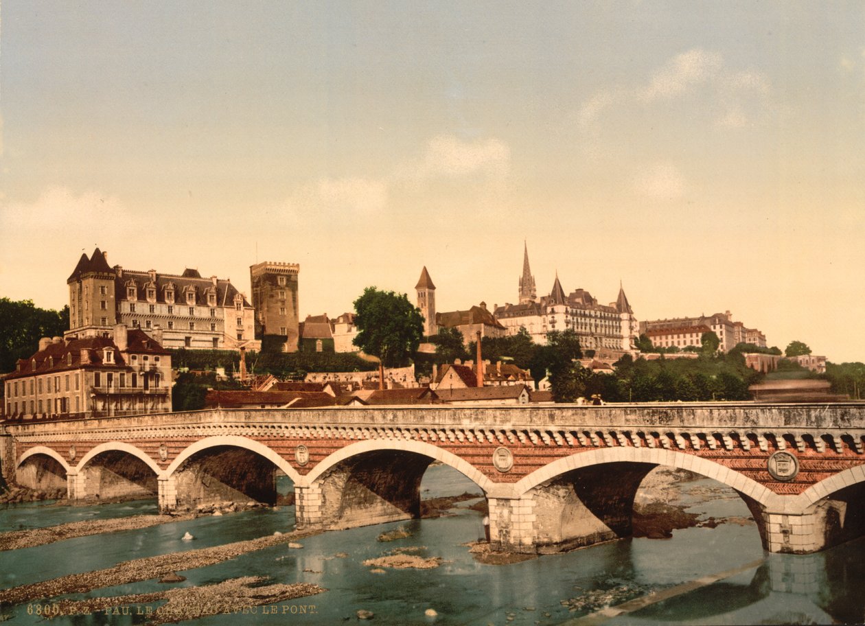 Slottet och bron, Pau, Pyrenéerna, ca 1890-1900 av Detroit Publishing Co.