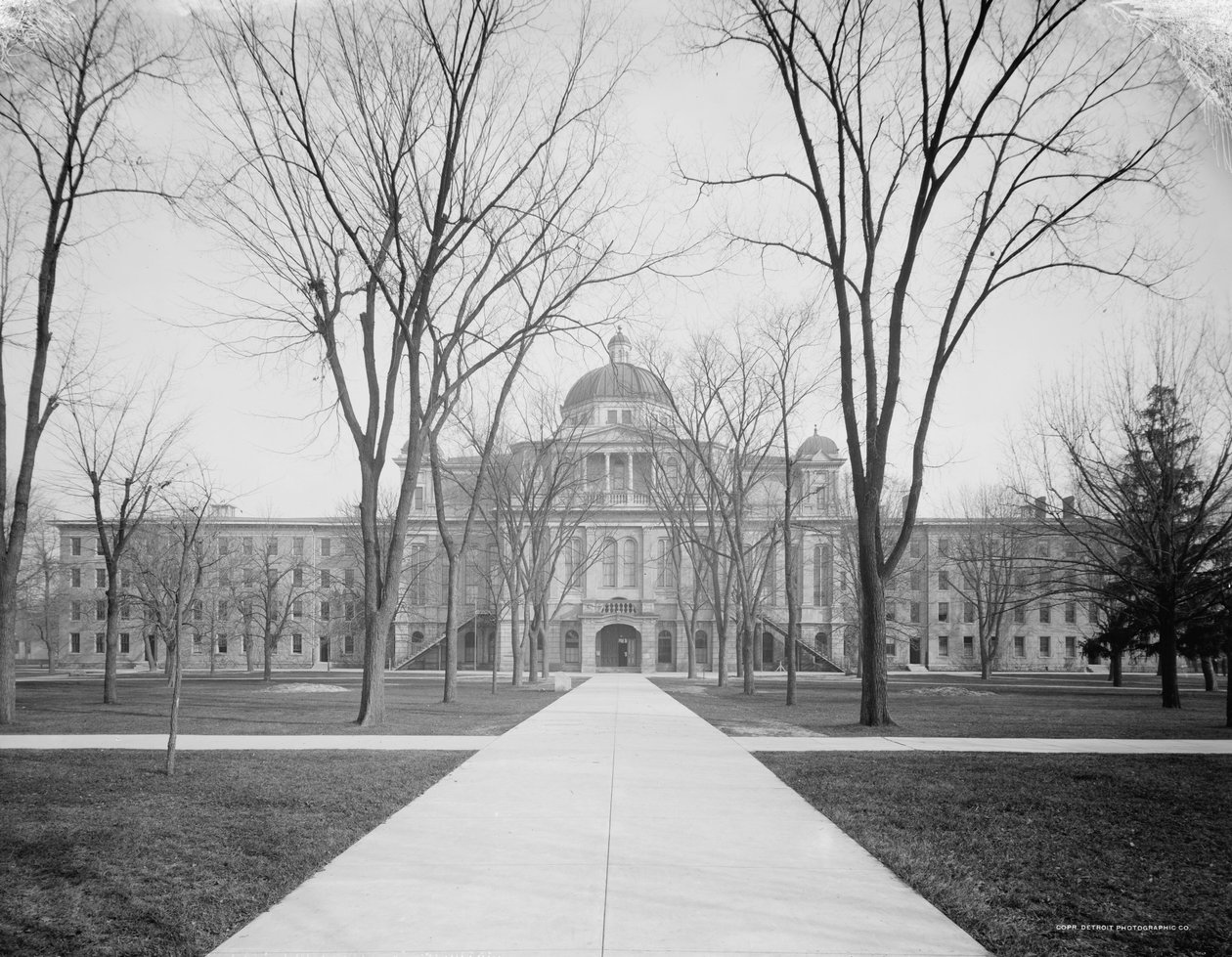 University Hall, University of Michigan, ca 1905 av Detroit Publishing Co.