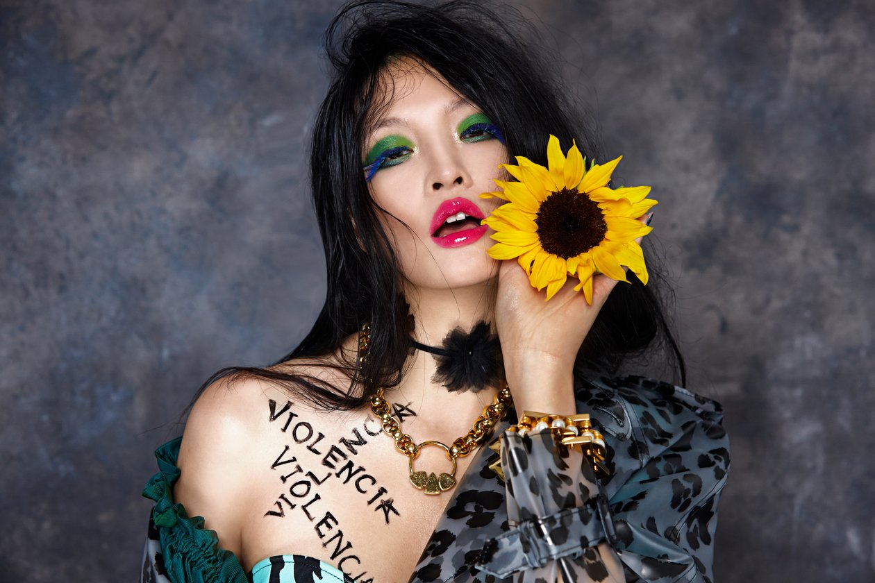 Miss Violence, 2014 (foto) av Diana Gomez