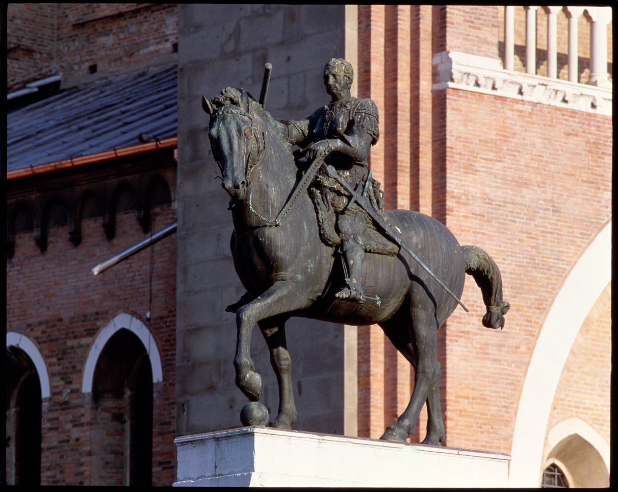 Ryttarporträtt av Gattamelata, 1453 (brons) (se 139006 och 139007) av Donatello