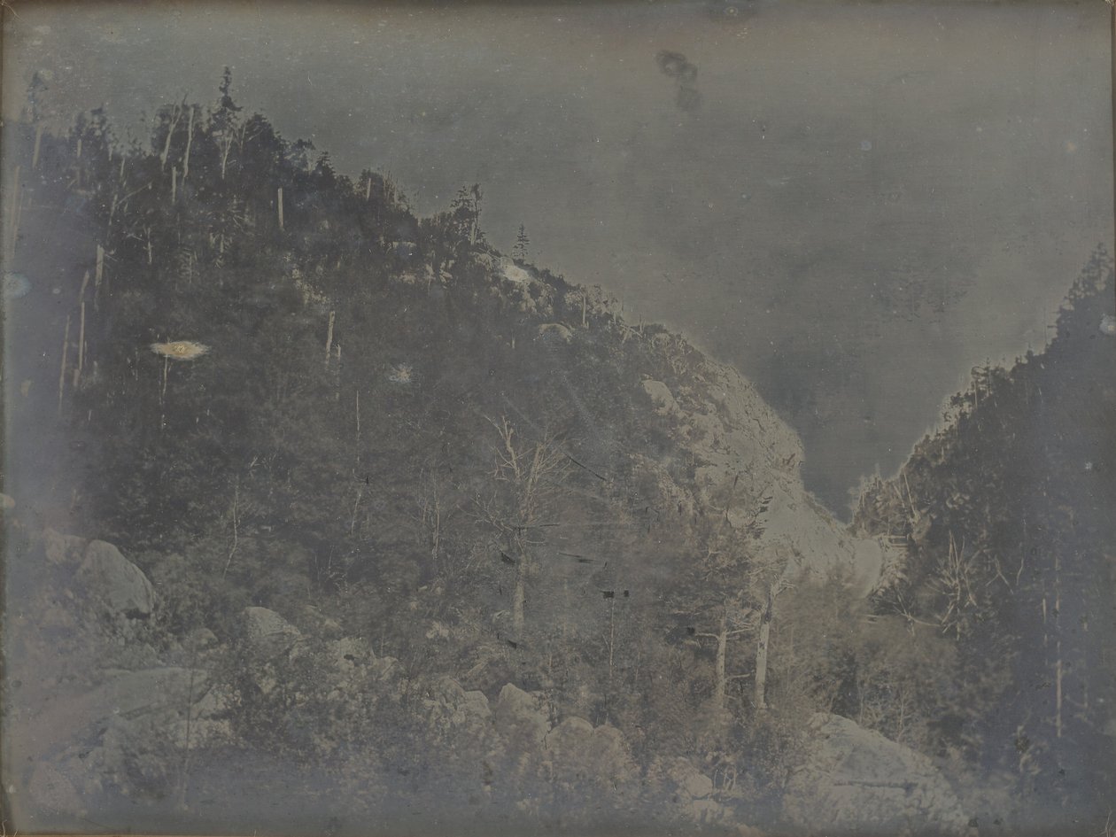 Utsikt inom Crawford Notch, New Hampshire av Dr. Samuel A. Bemis